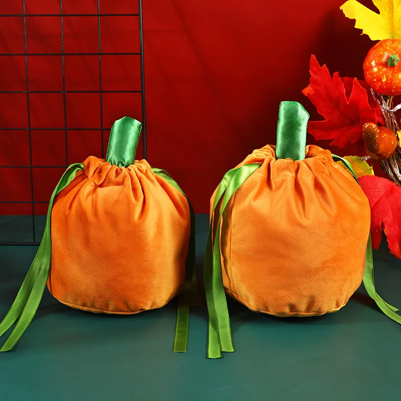 5pcs Pumpkin Bag Velvet Halloween Candy Bags With String Trick Or Treat Gift Festival Decoration For Kids Gift Party Favor Wrap
5pcs Pumpkin Bag Velvet Halloween Candy Bags With String Trick Or Treat Gift Festival Decoration For Kids Gift Party Favor Wrap
