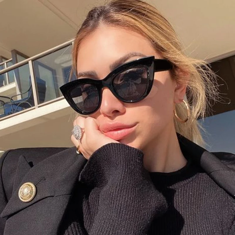 Vintage Cat Eye Sunglasses Woman Brand Designer Fashion Mirror Sun Glasses Female Retro Gradient Shades Black Oculos De Sol
Vintage Cat Eye Sunglasses Woman Brand Designer Fashion Mirror Sun Glasses Female Retro Gradient Shades Black Oculos De Sol