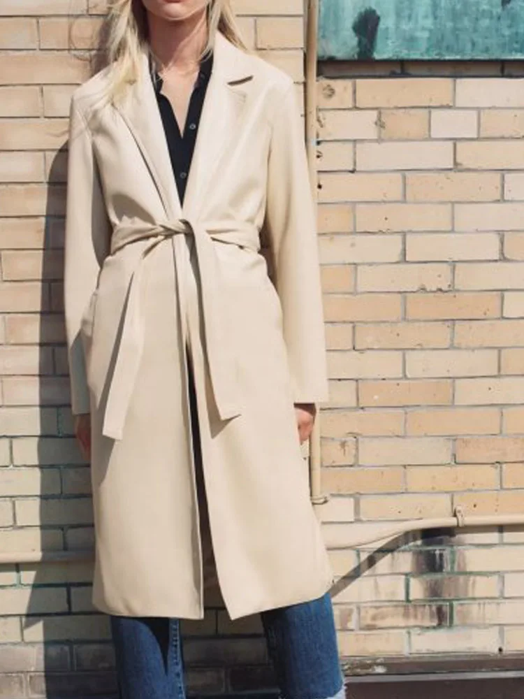 Kumsvag 2022 Autumn Women Trench Overcoat Coats Fashion Solid Artificial leather Sashes Bow Female Elegant Street OL Outerwear
Kumsvag 2022 Autumn Women Trench Overcoat Coats Fashion Solid Artificial leather Sashes Bow Female Elegant Street OL Outerwear