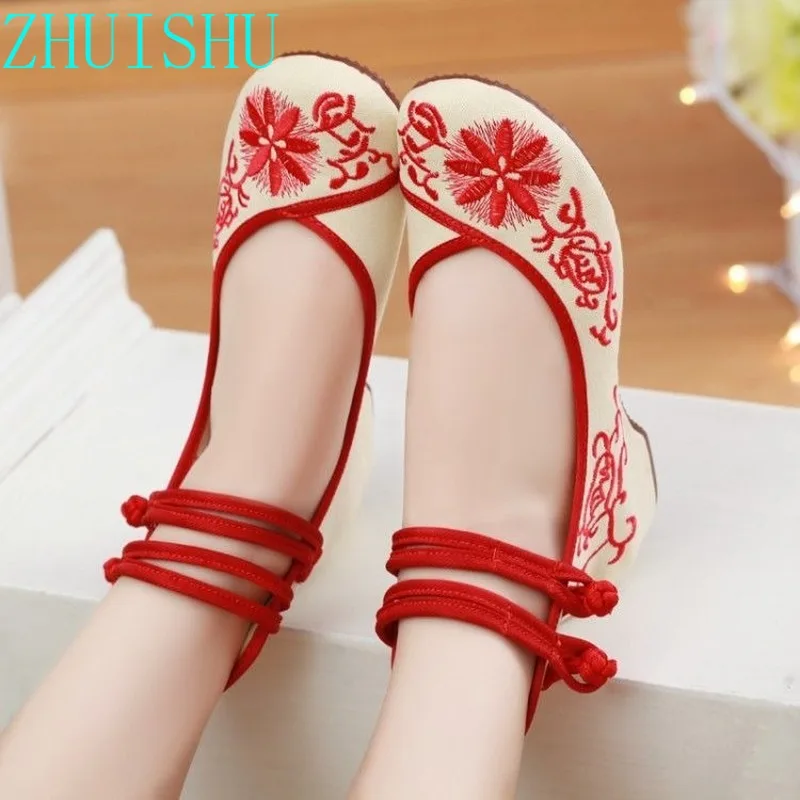 Women's Inner Heightening Ethnic Style Embroidered Shoes Single Shoes Wedge Heel Antique Shoes Square Dance Zapatos Para Mujer
Women's Inner Heightening Ethnic Style Embroidered Shoes Single Shoes Wedge Heel Antique Shoes Square Dance Zapatos Para Mujer