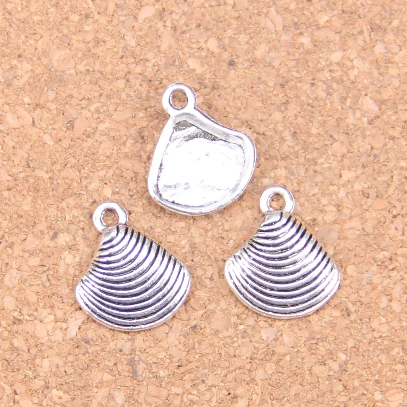 192pcs Charms shell 15x13mm Antique Pendants,Vintage Tibetan Silver Jewelry,DIY for bracelet necklace
192pcs Charms shell 15x13mm Antique Pendants,Vintage Tibetan Silver Jewelry,DIY for bracelet necklace