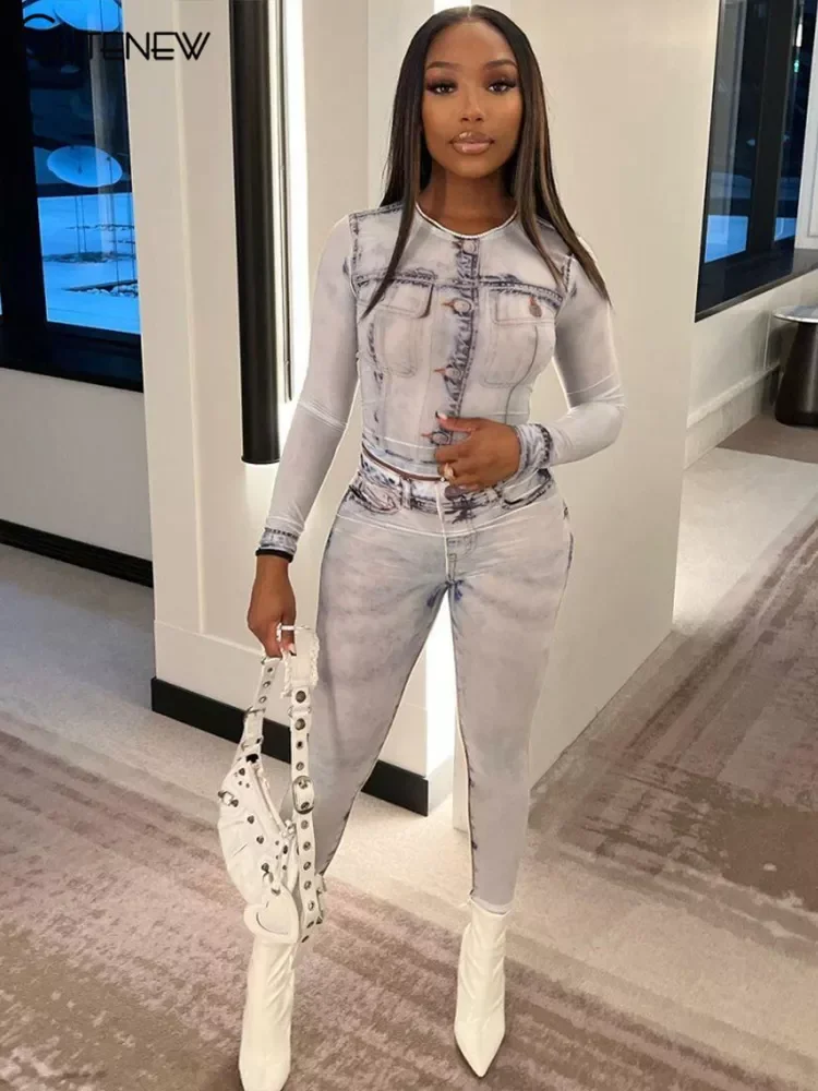 Женский джинсовый комплект из двух предметов, простой укороченный топ с круглым вырезом и длинными рукавами + узкие эластичные брюки-каранд... 
Женский джинсовый комплект из двух предметов, простой укороченный топ с круглым вырезом и длинными рукавами + узкие эластичные брюки-каранд...