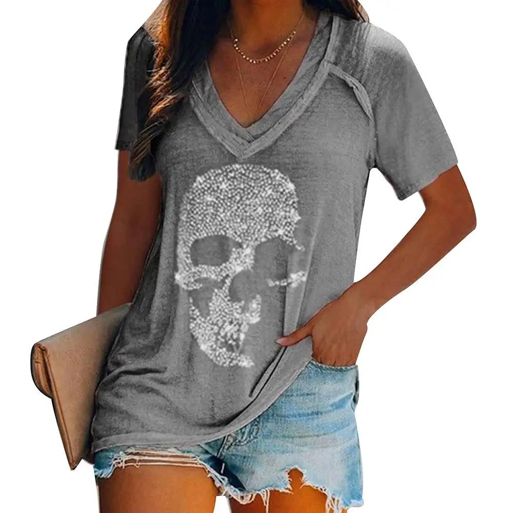 Goth Skull Print V-neck Short Sleeve Tee Shirts Women Fashion Loose Top Famale Summer Clothing Y2K Punk Harajuku Tshirts 2022
Goth Skull Print V-neck Short Sleeve Tee Shirts Women Fashion Loose Top Famale Summer Clothing Y2K Punk Harajuku Tshirts 2022