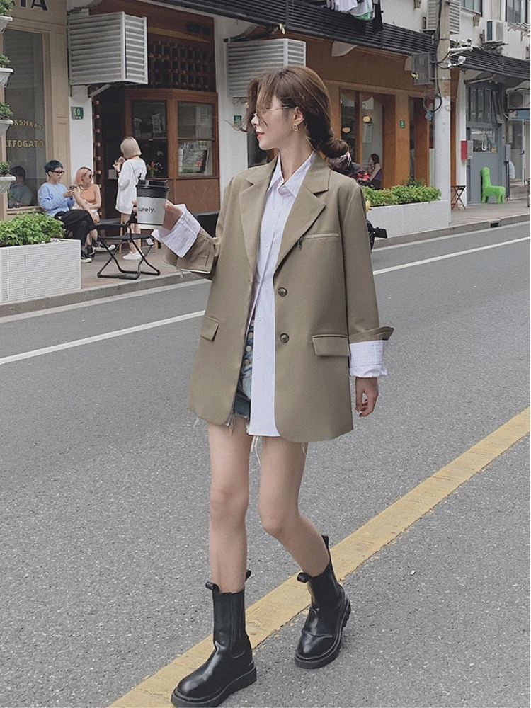 Spring Blazer for Womens 2022 Fashion Clothes Casual Jackets Suit Khaki Outerwear Korean Lady Oversized Blazer Coat Ladies Tops
Spring Blazer for Womens 2022 Fashion Clothes Casual Jackets Suit Khaki Outerwear Korean Lady Oversized Blazer Coat Ladies Tops