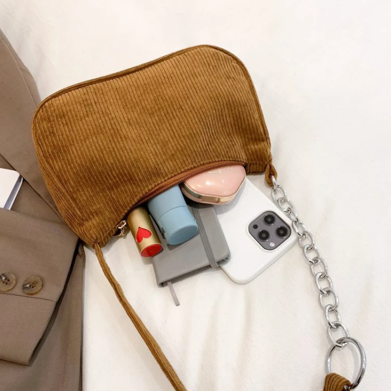 Shoulder Bags for Women Vintage Fashion Handbags Corduroy Underarm Bag Casual Solid Color Zipper Female Simple Handbag Clutch
Shoulder Bags for Women Vintage Fashion Handbags Corduroy Underarm Bag Casual Solid Color Zipper Female Simple Handbag Clutch