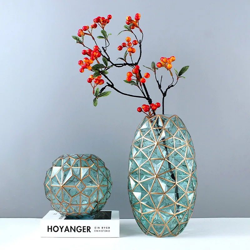 PINNY Modern Diamond Glass Vase Geometric Shape Tabletop Flowers Vases Art Aesthetic Room Decoration
PINNY Modern Diamond Glass Vase Geometric Shape Tabletop Flowers Vases Art Aesthetic Room Decoration