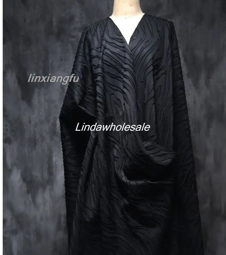 Оптовая продажа, выпуклая ткань, трехмерная Зебра, текстурный материал для платья, креативная дизайнерская ткань
Оптовая продажа, выпуклая ткань, трехмерная Зебра, текстурный материал для платья, креативная дизайнерская ткань