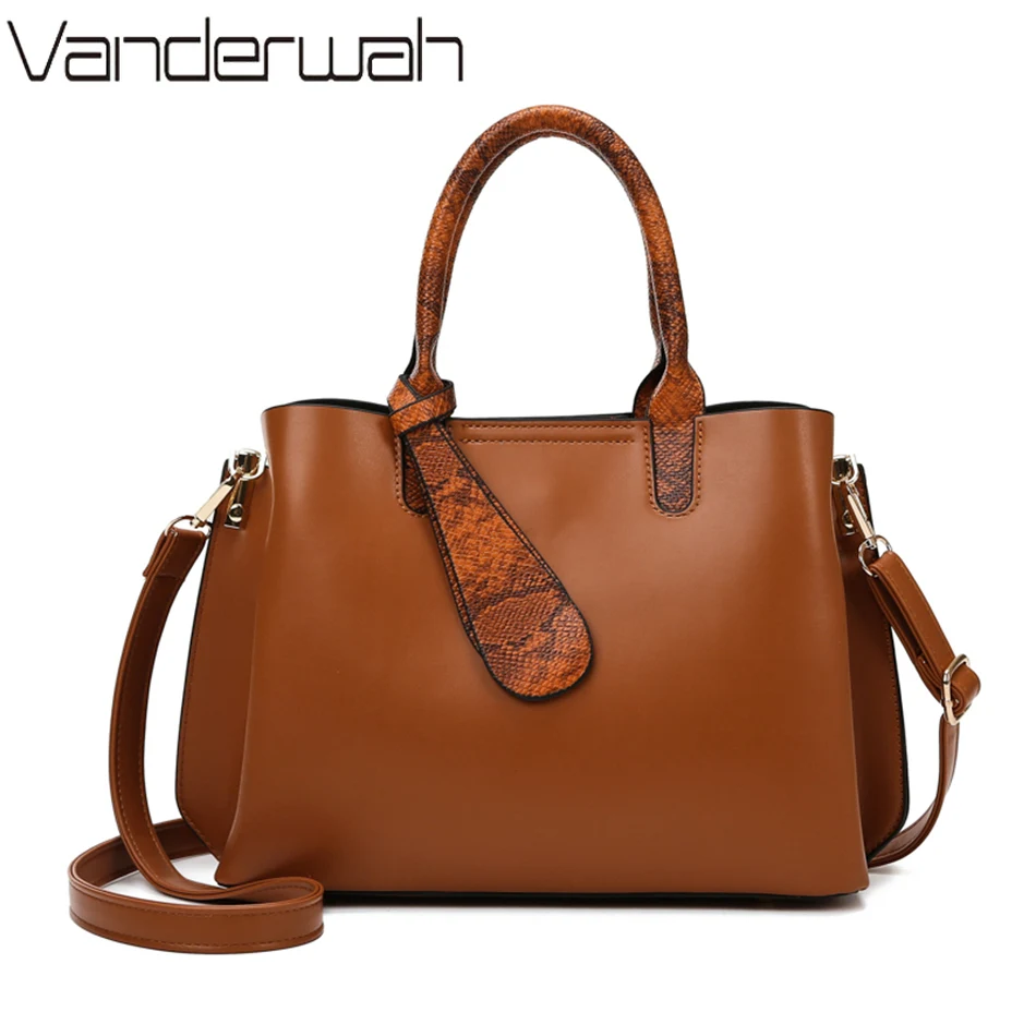 Large Capacity Leather Crossbody Bags for Women 2022 Casual Elegant Purses and Handbags Luxury Designer Ladies Shoulder Tote Bag
Large Capacity Leather Crossbody Bags for Women 2022 Casual Elegant Purses and Handbags Luxury Designer Ladies Shoulder Tote Bag