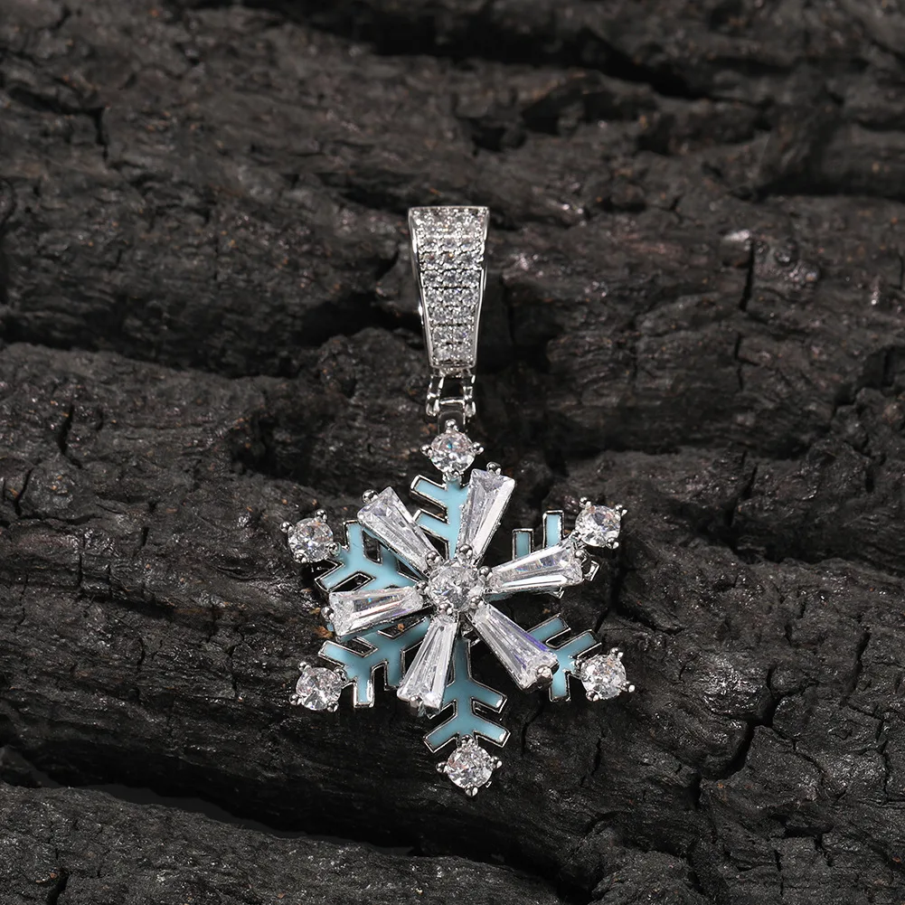 New Product Winter Rotation Snowflake Iced Out Bling Pendant Necklace Mirco Pave Prong Men Women Fashion Hip Hop Jewelry BP103
New Product Winter Rotation Snowflake Iced Out Bling Pendant Necklace Mirco Pave Prong Men Women Fashion Hip Hop Jewelry BP103