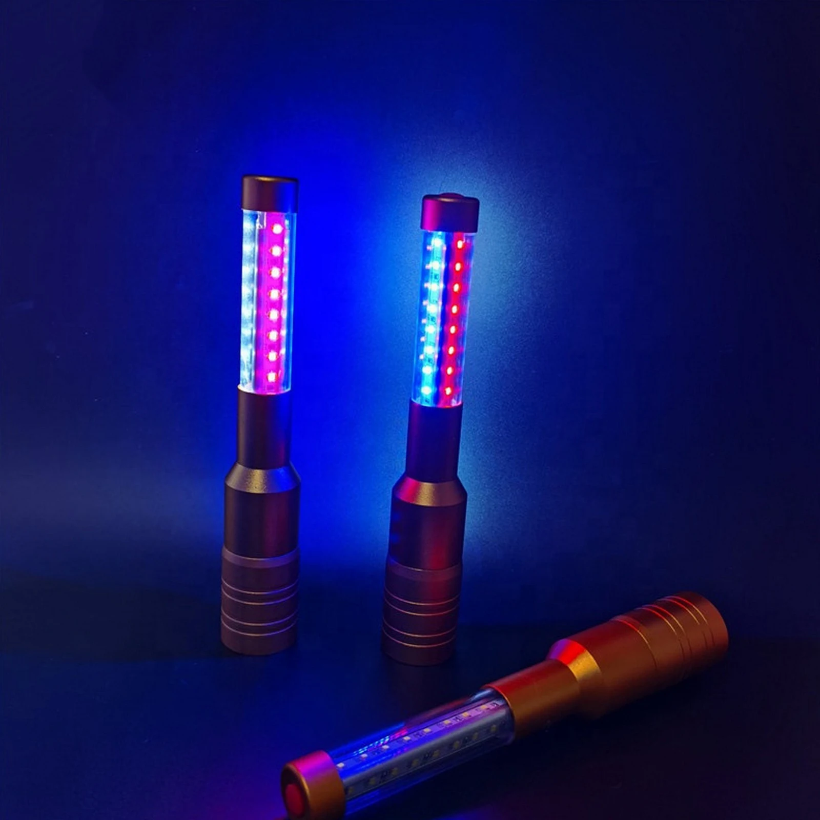

Rechargeable LED Strobe Baton Champagne Wine Bottle Service Sparkler for KTV Bar Nightclub LED Glowing Flash Sticks