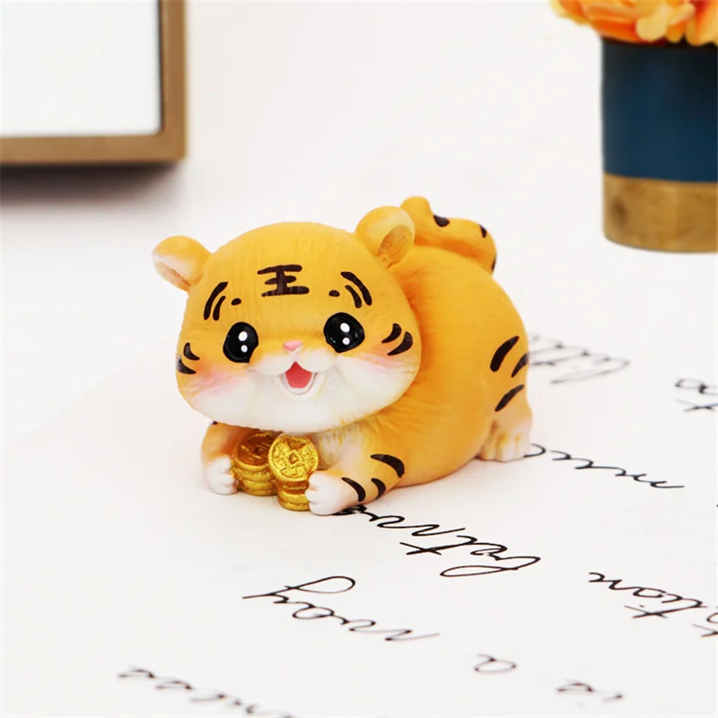 New Year Cute Little Fortune Tiger Ornaments Desktop Decor Micro Landscape Home Decoration Gardening Crafts Display Home Decor
New Year Cute Little Fortune Tiger Ornaments Desktop Decor Micro Landscape Home Decoration Gardening Crafts Display Home Decor