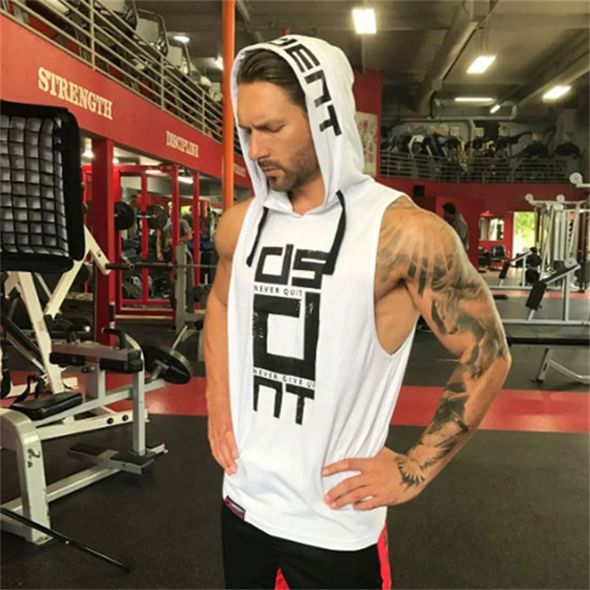 Summer new muscle doctor fitness brothers men's sports sleeveless hooded slim trendy men's vest
Summer new muscle doctor fitness brothers men's sports sleeveless hooded slim trendy men's vest