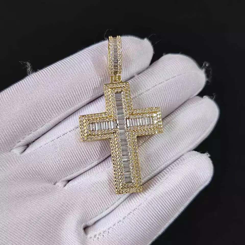 Nuoya Hip Hop Jewelry Iced Diamond Cross Pendant Bling Baguette CZ Gold Plated Cross Pendant
Nuoya Hip Hop Jewelry Iced Diamond Cross Pendant Bling Baguette CZ Gold Plated Cross Pendant