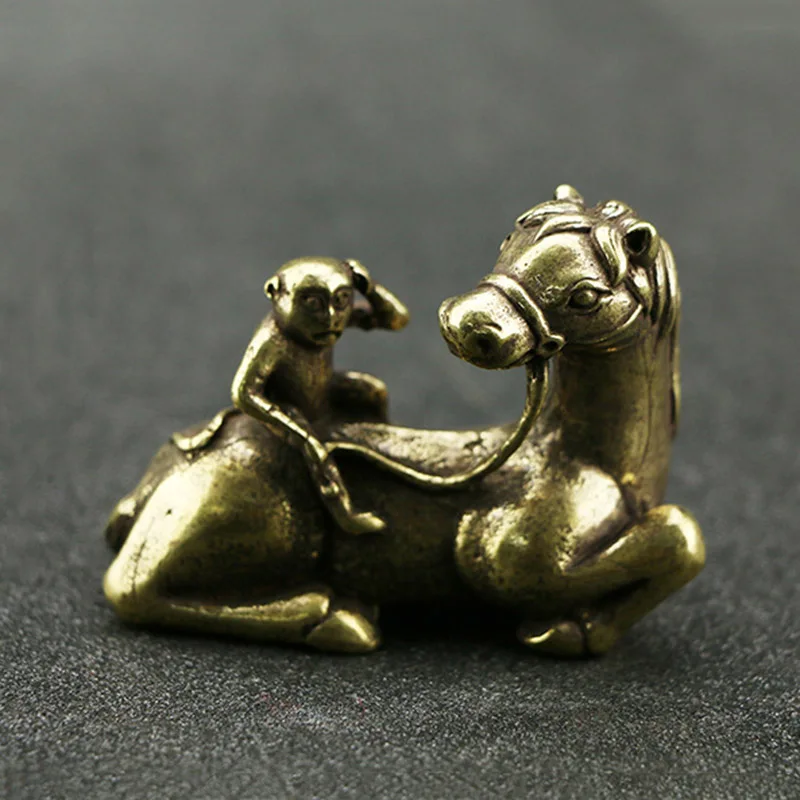 Antique Copper Monkey Horse Figurines Small Ornament Retro Brass Animal Sculpture Tea Pet Home Decor Accessories for Living Room
Antique Copper Monkey Horse Figurines Small Ornament Retro Brass Animal Sculpture Tea Pet Home Decor Accessories for Living Room