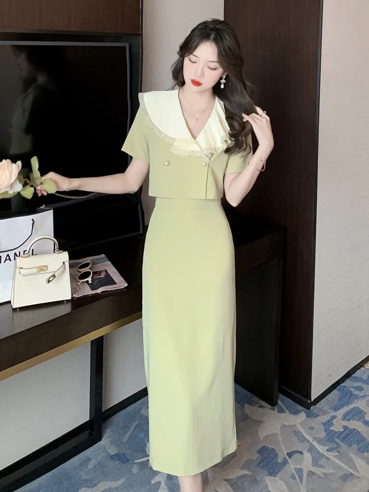 Summer Suits Female Vintage Two Piece Set Womens Outfits Short Sleeve Ruffled Lapel Crop Top + Midi Skirt Ensemble Femme 2 Piece
Summer Suits Female Vintage Two Piece Set Womens Outfits Short Sleeve Ruffled Lapel Crop Top + Midi Skirt Ensemble Femme 2 Piece