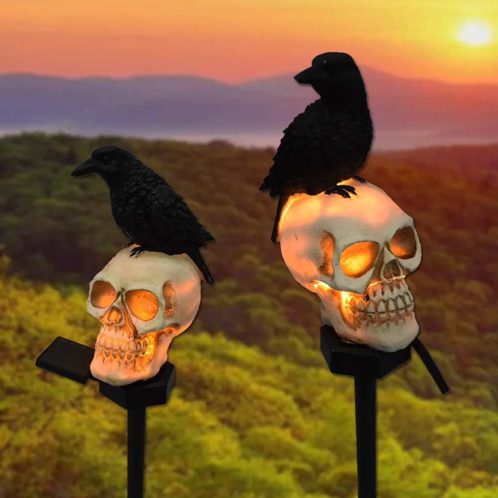 Skeleton Halloween Decoration Solar Lamp Outdoor Skull Crow Decoration Lifelike Resin Material, Suitable for Garden Party Family
Skeleton Halloween Decoration Solar Lamp Outdoor Skull Crow Decoration Lifelike Resin Material, Suitable for Garden Party Family