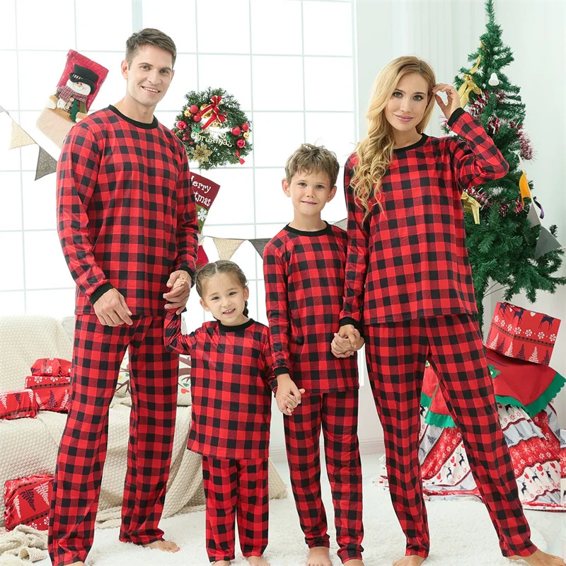 2022 Christmas Family Matching Pajamas Autumn Winter Pajamas Set Mommy And Me Daddy Boys Girls Couple Puppy Home set
2022 Christmas Family Matching Pajamas Autumn Winter Pajamas Set Mommy And Me Daddy Boys Girls Couple Puppy Home set