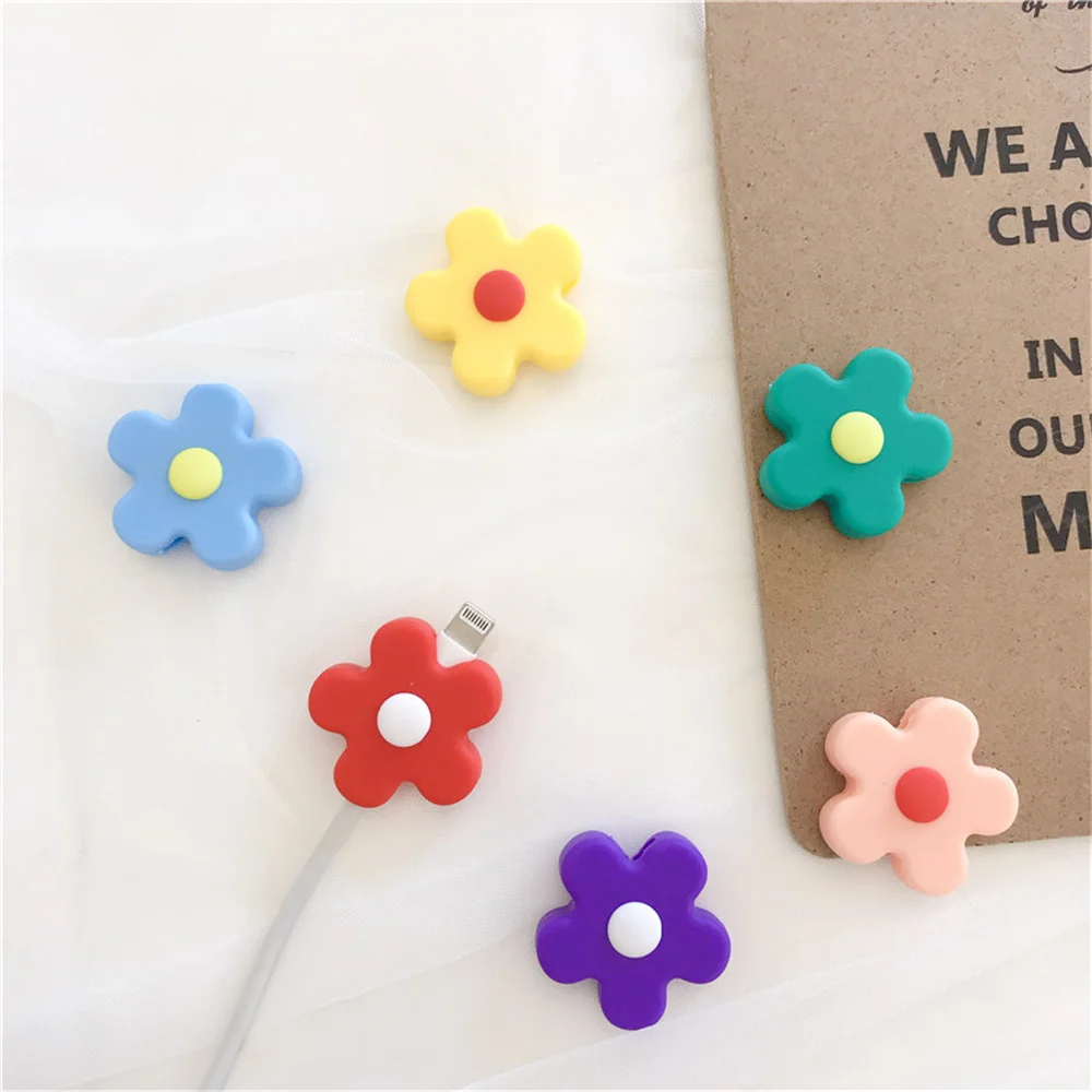 New Cartoon Flower Data Cable Protector Universal High-quality Rupture Resistant Silicone Data Cable Protective Sleeve
New Cartoon Flower Data Cable Protector Universal High-quality Rupture Resistant Silicone Data Cable Protective Sleeve