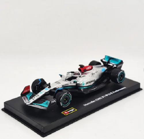 Модель автомобиля Bburago 1:43, подпись 2022, Mercedes AMG F1 W13, Джордж Рассел #63
Модель автомобиля Bburago 1:43, подпись 2022, Mercedes AMG F1 W13, Джордж Рассел #63
