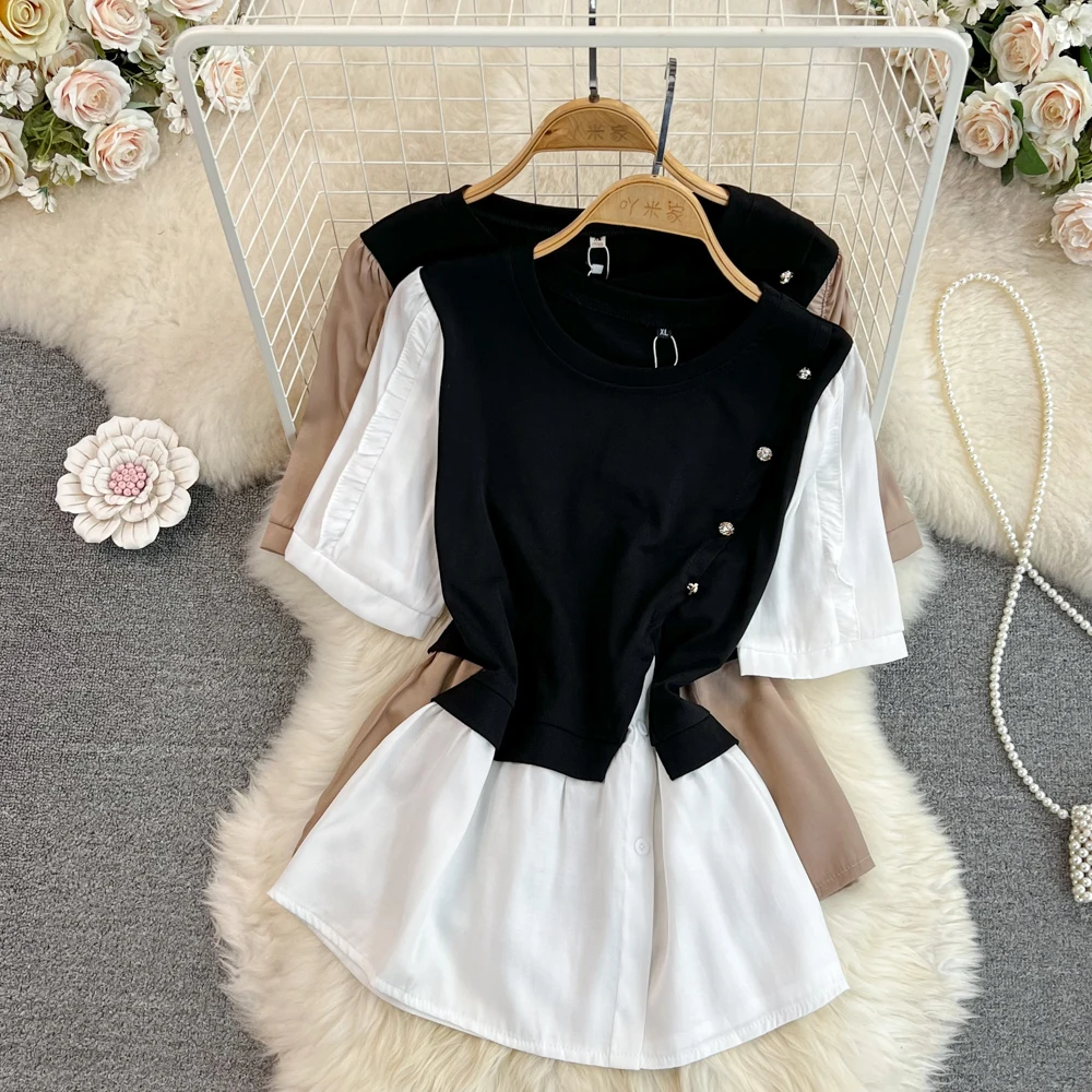 2023 Summer Fake Two Piece Shirt Design Sense Round Neck Slim Short Sleeve Shirt Top Fashion
2023 Summer Fake Two Piece Shirt Design Sense Round Neck Slim Short Sleeve Shirt Top Fashion