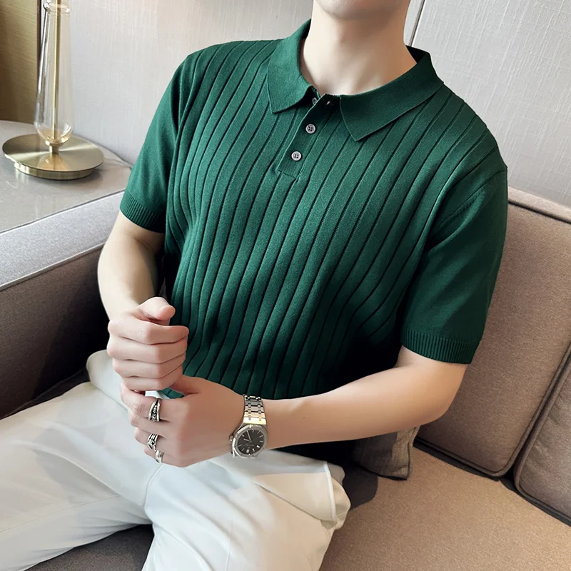 

2023 New Trendy Slim Fit Polo Shirt for Men with Half Sleeves, Fold-over Collar, Ideal for Golf and Summer Casual Wear in Green