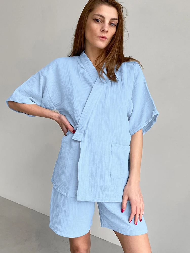Restve Irregular Women's Home Clothes Blue Lace Up Short Sleeve Pajamas Cotton Female Suits With Shorts Loose Casual Summer 2022
Restve Irregular Women's Home Clothes Blue Lace Up Short Sleeve Pajamas Cotton Female Suits With Shorts Loose Casual Summer 2022