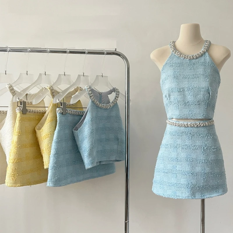 Summer Women Fashion With Neck-mounted Halter Vest Cropped Bustier Tops And High Waist Mini Skirts Female Two Piece Sets Mujer
Summer Women Fashion With Neck-mounted Halter Vest Cropped Bustier Tops And High Waist Mini Skirts Female Two Piece Sets Mujer