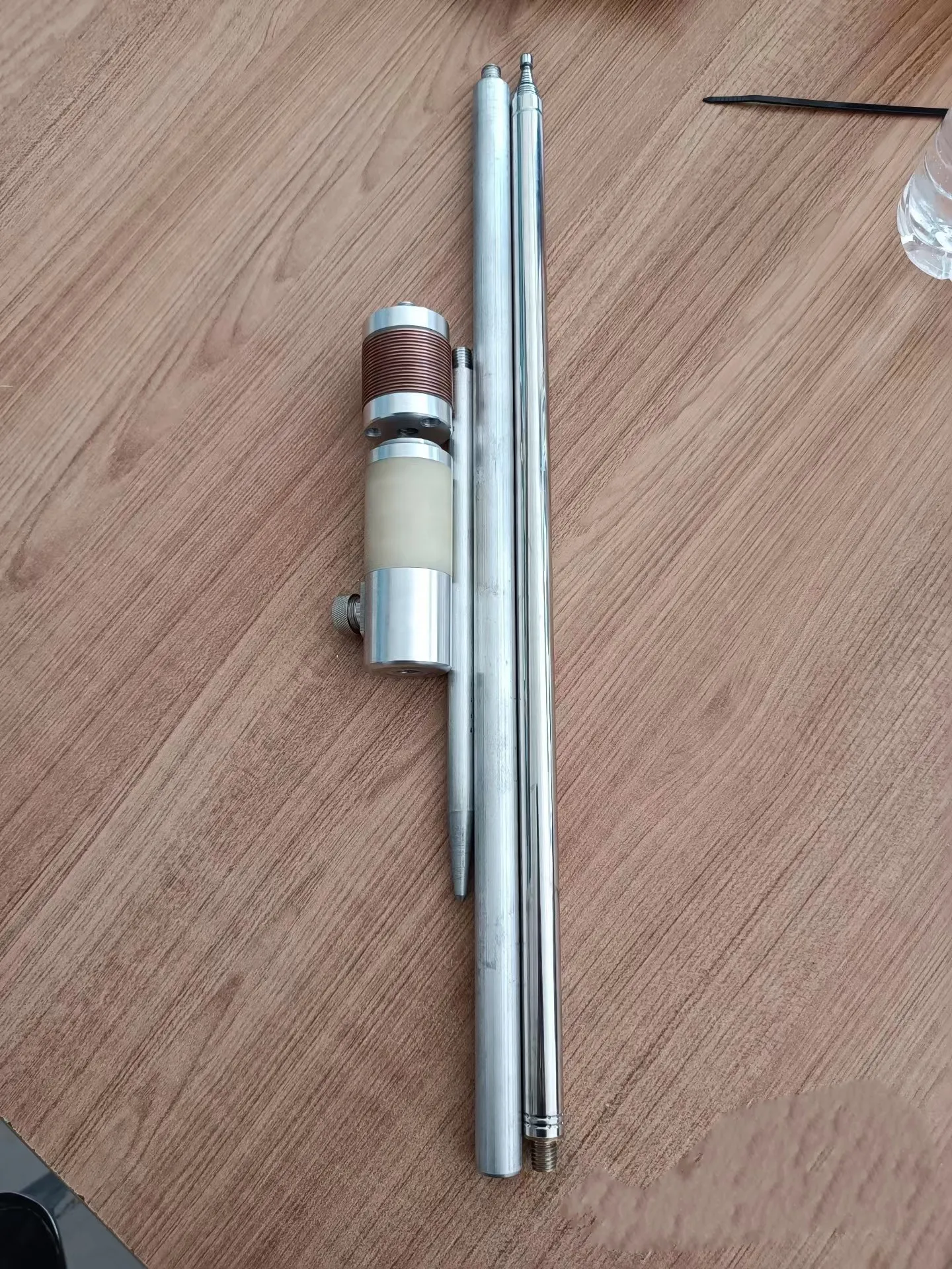 PAC-12 GP 7 МГц M10 портативная Коротковолновая SW HF антенна + индукционная катушка + антенна 5,6 м + удлинитель + заземляющий анкер + база
PAC-12 GP 7 МГц M10 портативная Коротковолновая SW HF антенна + индукционная катушка + антенна 5,6 м + удлинитель + заземляющий анкер + база