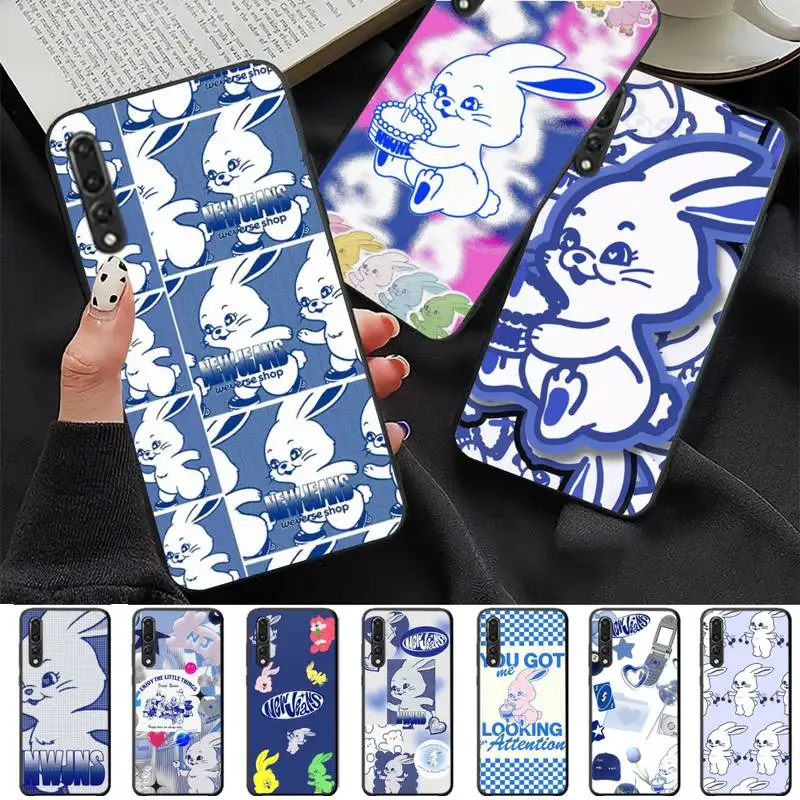 Kpop NewJeans Lovely Rabbit Phone Case for Huawei P30 40 20 10 8 9 lite pro plus Psmart 2019 cover
Kpop NewJeans Lovely Rabbit Phone Case for Huawei P30 40 20 10 8 9 lite pro plus Psmart 2019 cover