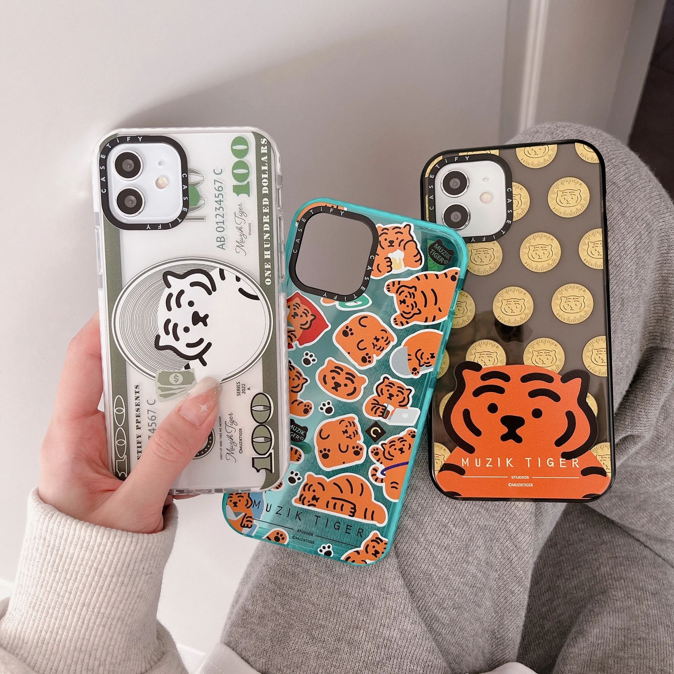 2022 New Cartoon Tiger Fashion Dollar Phone Cases For iPhone 13 12 11 Pro Max XR XS MAX X Couple Anti-drop TPU Soft Cover
2022 New Cartoon Tiger Fashion Dollar Phone Cases For iPhone 13 12 11 Pro Max XR XS MAX X Couple Anti-drop TPU Soft Cover