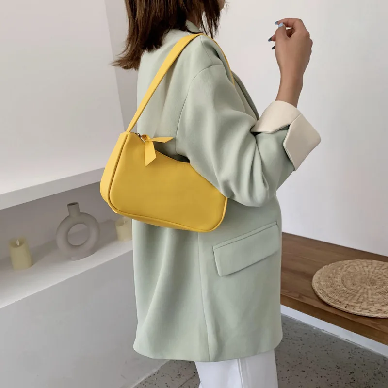 Подмышечная сумка Hobo Yang mi New p fa Mi ly из нейлоновой ткани, три в одном, Подмышечная сумка через плечо
Подмышечная сумка Hobo Yang mi New p fa Mi ly из нейлоновой ткани, три в одном, Подмышечная сумка через плечо