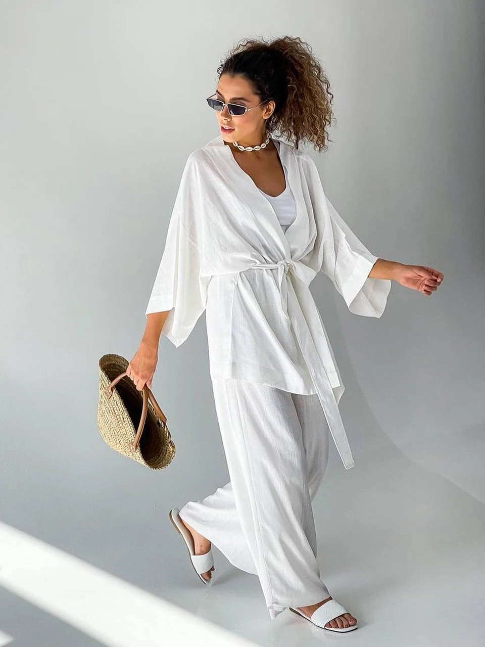 Solid Color Women's Pajamas Robe Sets Drop Sleeve Sexy Woman Nightie Loose Flare Bathrobe Female Roomware Peignoirs For Women
Solid Color Women's Pajamas Robe Sets Drop Sleeve Sexy Woman Nightie Loose Flare Bathrobe Female Roomware Peignoirs For Women