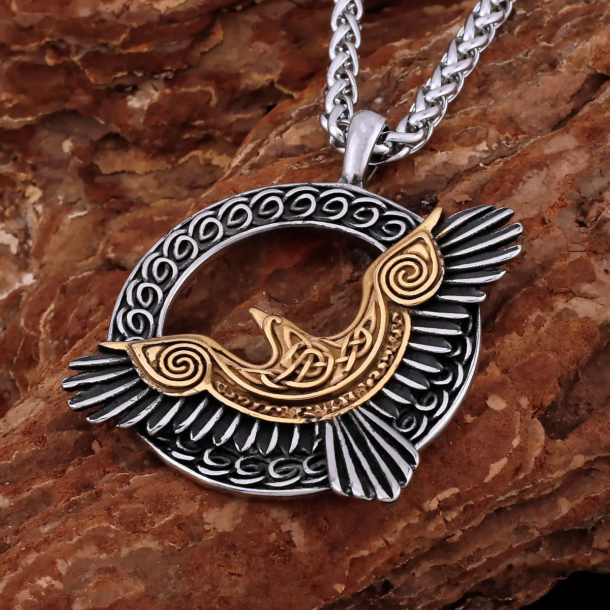 

New Odin Design Stainless Steel Retro Viking Animal Angel's Wings Crow Necklace Nordic Men's Amulet Jewelry Pendant Creative