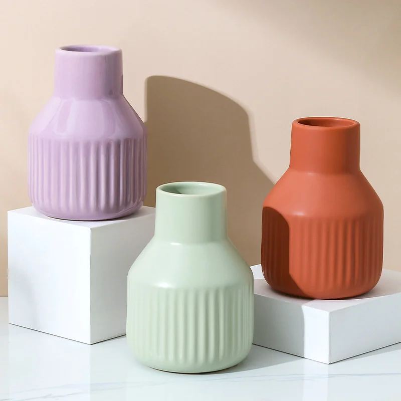Minimalist Nordic Ceramic Vase Creative Dried Flowers Home Living Room Dining Table Bedroom Decorations
Minimalist Nordic Ceramic Vase Creative Dried Flowers Home Living Room Dining Table Bedroom Decorations
