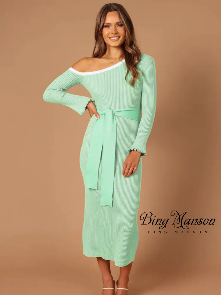 2022 Autumn Slanted Shoulder Straps Slim Lace Dress Bag Hip Skirt Fashion Elegant Women's French Contrast Color Mid-length Party
2022 Autumn Slanted Shoulder Straps Slim Lace Dress Bag Hip Skirt Fashion Elegant Women's French Contrast Color Mid-length Party