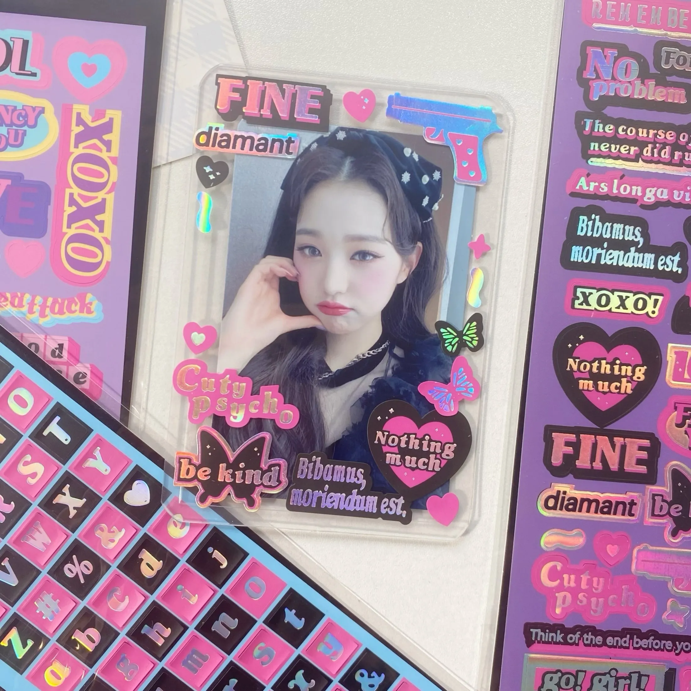 4/6/8pcs Kawaii Laser Kpop Photocards Decorative Sticker Set DIY Cartoon Scrapbook Stickers Confetti Stationery
4/6/8pcs Kawaii Laser Kpop Photocards Decorative Sticker Set DIY Cartoon Scrapbook Stickers Confetti Stationery