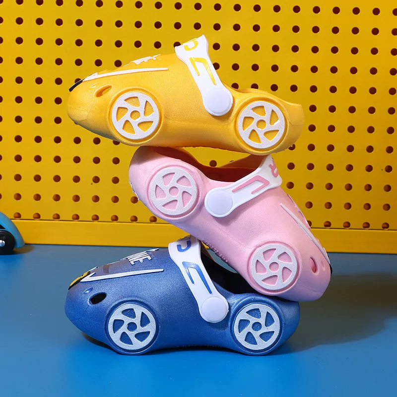 2022 new summer children slippers baby cartoon car outside wear sandals boys girls soft bottom toe sandals indoor slippers
2022 new summer children slippers baby cartoon car outside wear sandals boys girls soft bottom toe sandals indoor slippers
