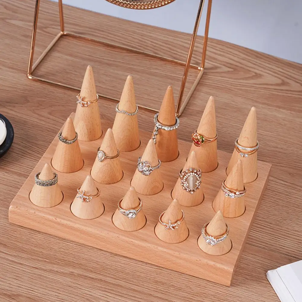 Держатель-кольцо для ювелирных изделий в скандинавском стиле
Держатель-кольцо для ювелирных изделий в скандинавском стиле