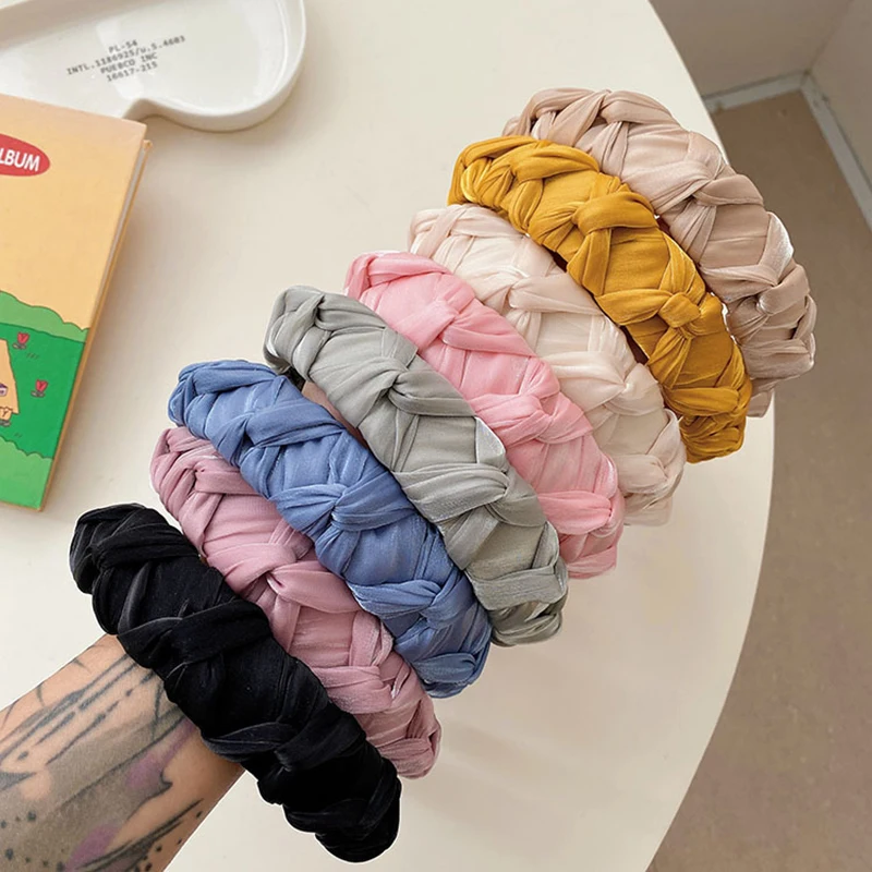 2022 New Fashion Women Headband Hand-woven Braided Hairband Solid Color Bright Silk Turban Summer Casual Headwear Head Hoop
2022 New Fashion Women Headband Hand-woven Braided Hairband Solid Color Bright Silk Turban Summer Casual Headwear Head Hoop