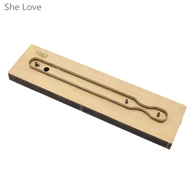 Customized Tool MouldLeather Craft DIY Key Ring Wooden Template Knife Punching Key Chain Cutting Mould Cutter Hand Tool
Customized Tool MouldLeather Craft DIY Key Ring Wooden Template Knife Punching Key Chain Cutting Mould Cutter Hand Tool