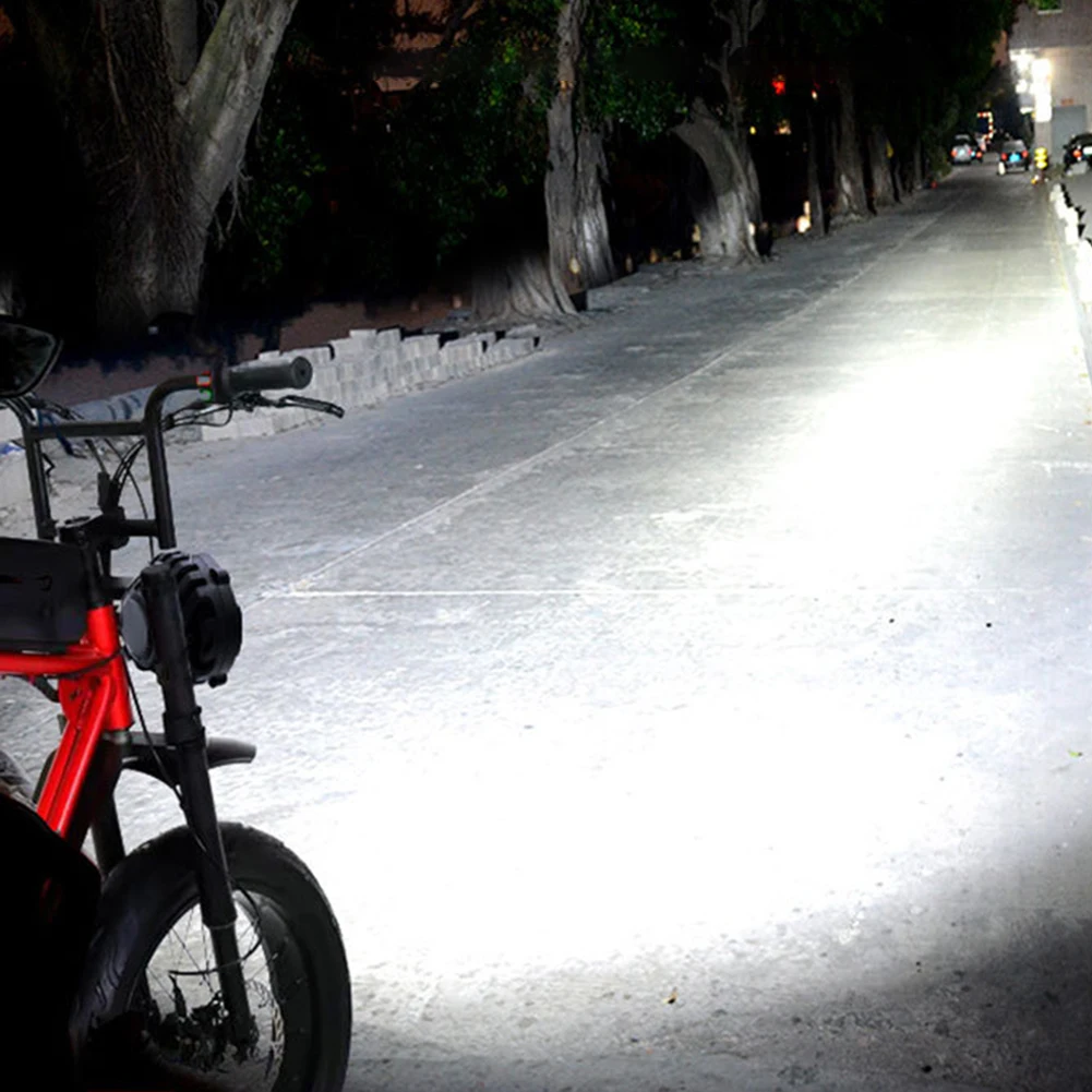 Speaker Headlight Horn Headlight Cycling Outdoor Sports 12W 12x18x8cm Accessories PC+ABS+PMMA+AL Three Core Wire
Speaker Headlight Horn Headlight Cycling Outdoor Sports 12W 12x18x8cm Accessories PC+ABS+PMMA+AL Three Core Wire