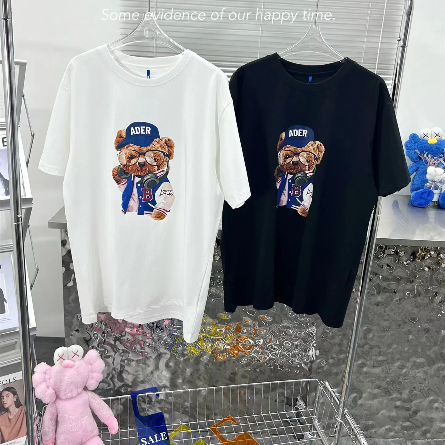 ADER ERROR 2022Korean Version Summer High Quality Short Sleeve Women's T-Shirt Men's Round Neck Dr. Bear Print Loose Couple Tops
ADER ERROR 2022Korean Version Summer High Quality Short Sleeve Women's T-Shirt Men's Round Neck Dr. Bear Print Loose Couple Tops