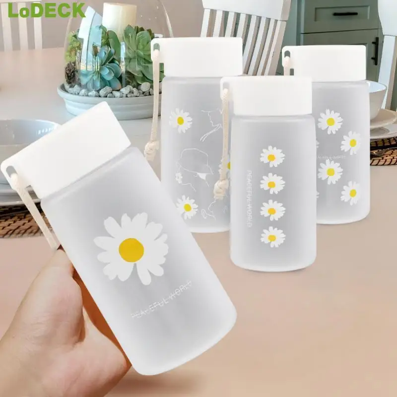 500ml Water Bottles For Girls With Rope Cute Daisy Transparent Plastic Drinking Cup Portable Frosted Mug Outdoor Ins BPA Free
500ml Water Bottles For Girls With Rope Cute Daisy Transparent Plastic Drinking Cup Portable Frosted Mug Outdoor Ins BPA Free