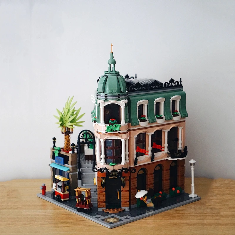 IN Stock Street View Series Luxury Boutique Hotel Compatible 10297 Model Building Block Brick Children's Toys Adult Gifts
IN Stock Street View Series Luxury Boutique Hotel Compatible 10297 Model Building Block Brick Children's Toys Adult Gifts