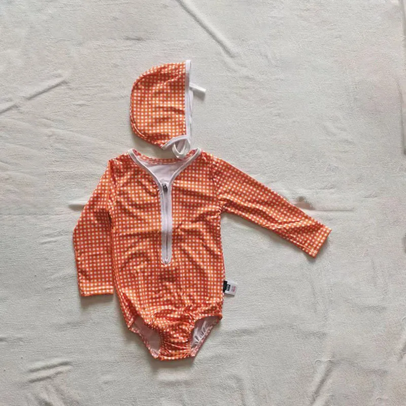 MILANCEL 2022 Summer Kids Swimsuit Girls Long Sleeve Sunscreen Swimsuit Boys One Piece Plaid Beach Swimwear
MILANCEL 2022 Summer Kids Swimsuit Girls Long Sleeve Sunscreen Swimsuit Boys One Piece Plaid Beach Swimwear
