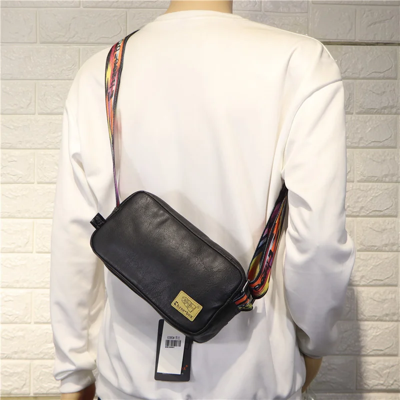2022 New Men's Shoulder Bag Casual Colorful Stripe Straddle Small Backpack Outdoor Sports Straddle Bag
2022 New Men's Shoulder Bag Casual Colorful Stripe Straddle Small Backpack Outdoor Sports Straddle Bag