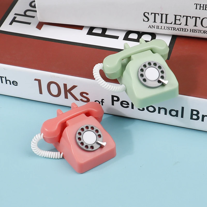 1:12 Dollhouse Mini Simulation Fixed Telephone Retro Miniature Mini Telephones Pretend to Play Classic Dolls Houses Furniture
1:12 Dollhouse Mini Simulation Fixed Telephone Retro Miniature Mini Telephones Pretend to Play Classic Dolls Houses Furniture