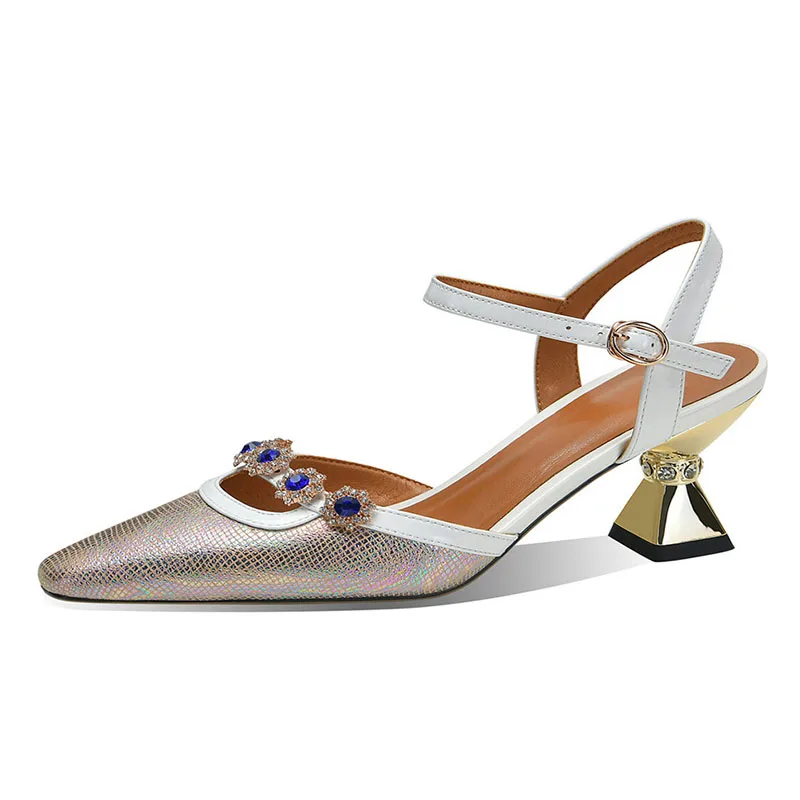 Dilalula 2022 Women Sandals Genuine Leather Fashion Elegant Rhinestone Summer Party Wedding Strange Heels Basic Shoes Woman
Dilalula 2022 Women Sandals Genuine Leather Fashion Elegant Rhinestone Summer Party Wedding Strange Heels Basic Shoes Woman