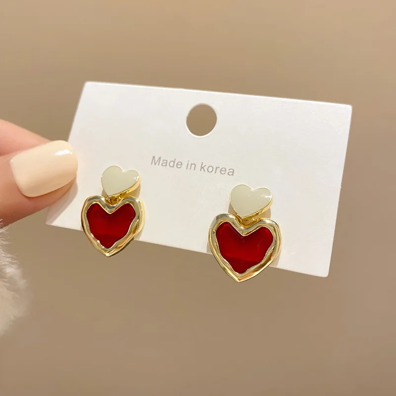 New Korean Fashion Sweet Enamel White Red Heart Earrings for Women Gold Color Metal Hanging Studs Earring Girl Party Jewelry
New Korean Fashion Sweet Enamel White Red Heart Earrings for Women Gold Color Metal Hanging Studs Earring Girl Party Jewelry