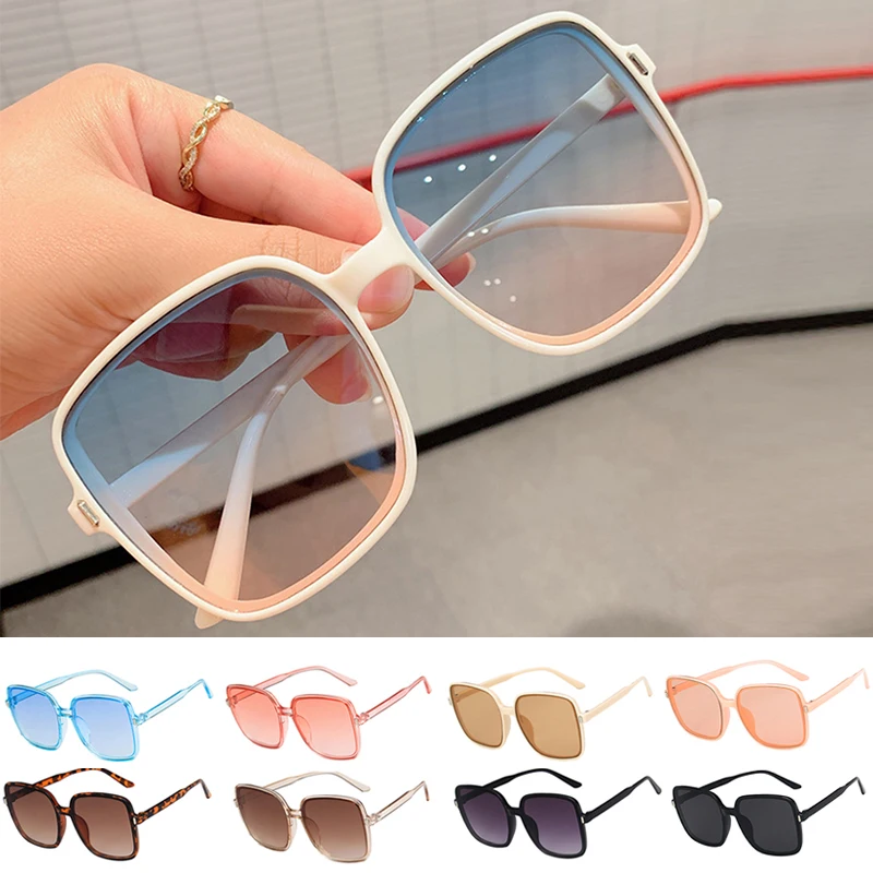 2022 Fashion Retro Blue Pink Clear Lens Mirror Eyeglasses Square Sunglasses Sun Glasses Big Frame Female Square Sunglasses
2022 Fashion Retro Blue Pink Clear Lens Mirror Eyeglasses Square Sunglasses Sun Glasses Big Frame Female Square Sunglasses